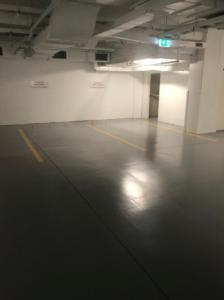 Epoxy paint car park line marking