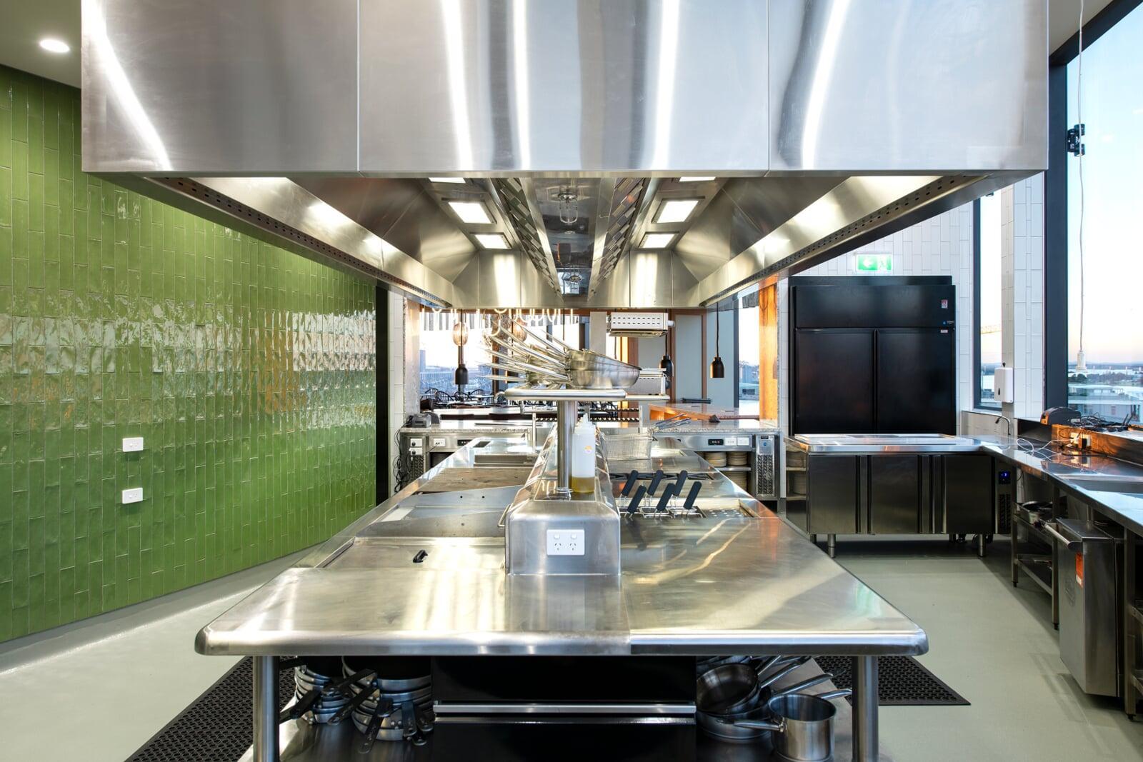 Kingsley Hotel Kitchen