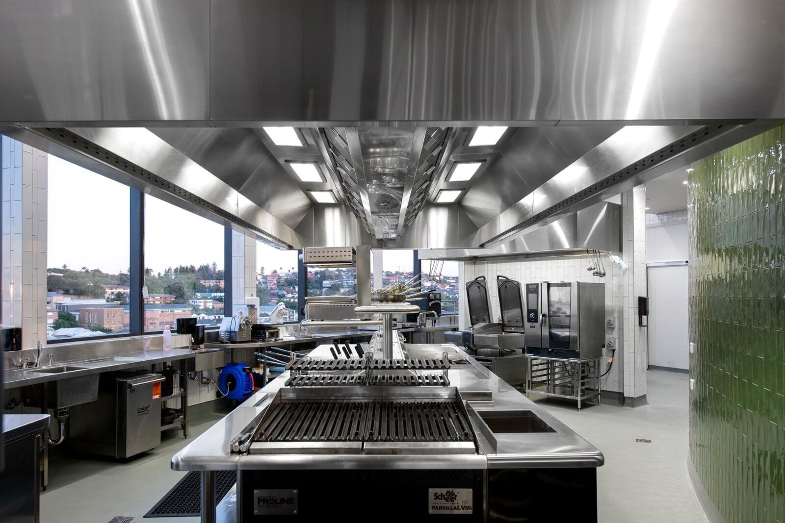 Kingsley Hotel Kitchen